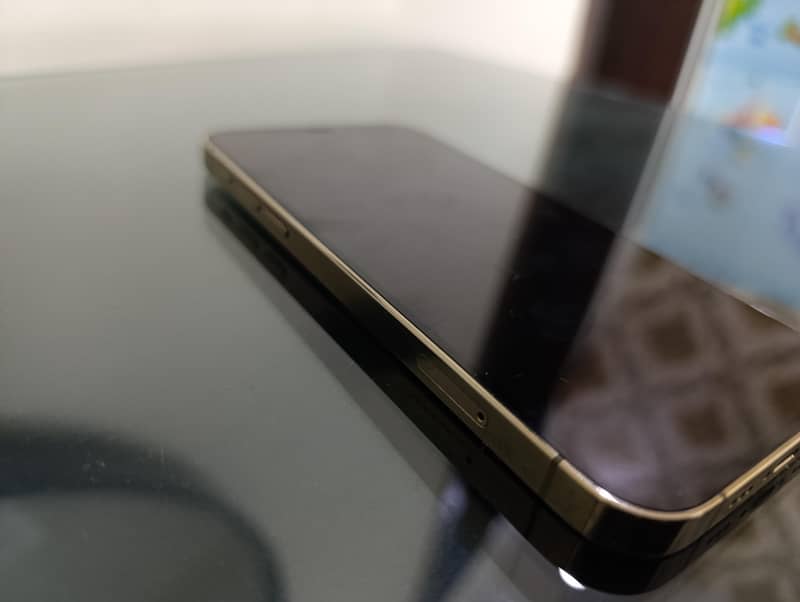 Apple iPhone 12 Pro 3