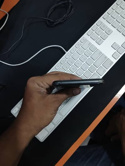 iPhone XS Max 512GB – Non PTA – Gray – Good Condition
