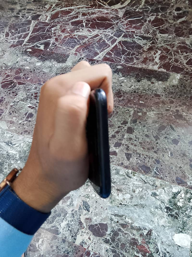 Apple iPhone 7 Plus 10