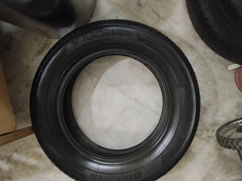 4 tyres 1