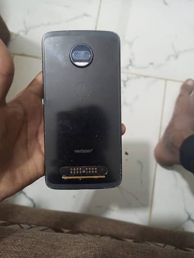 MOTOROLA Z2 FORCE