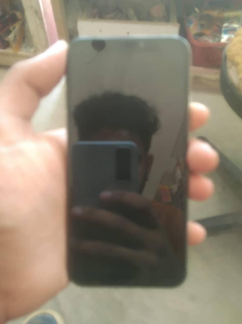 Apple iPhone XS 1