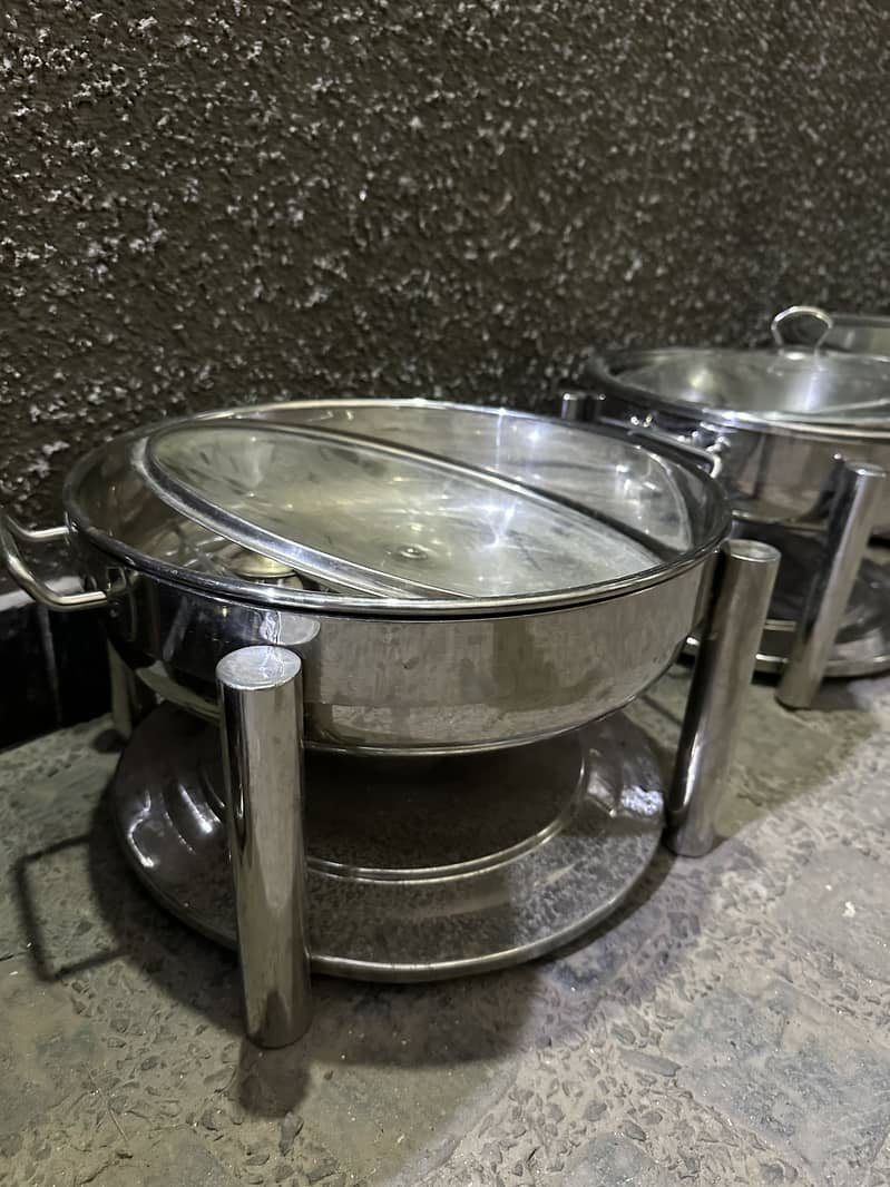 chafing dish 11
