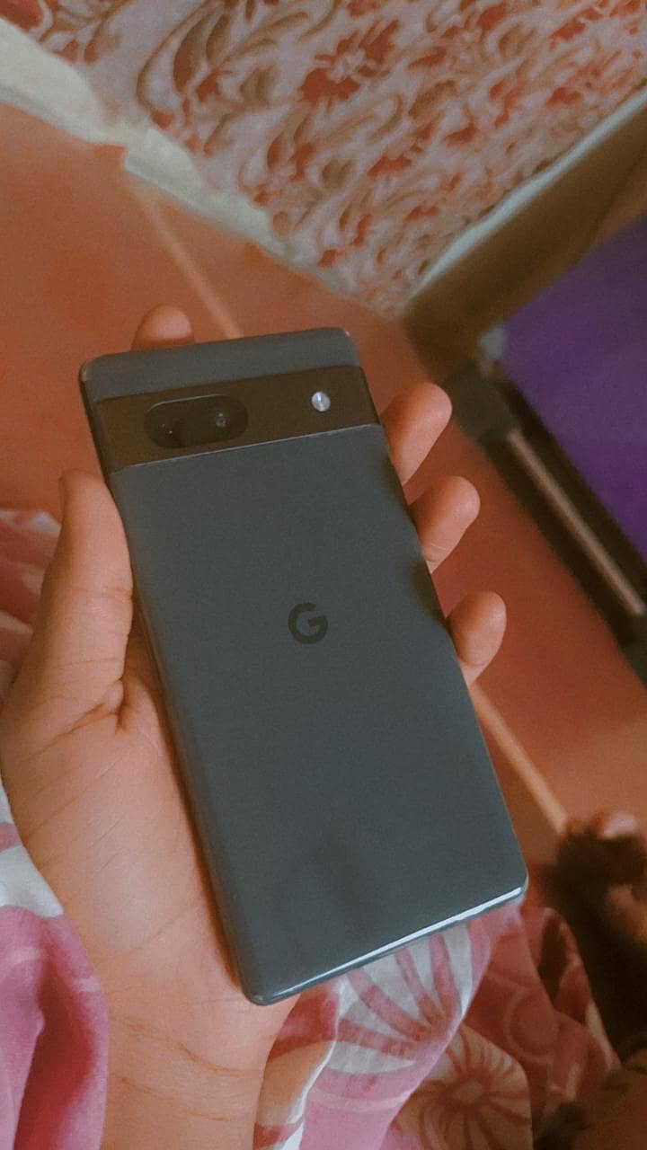 Google Pixel 7a 2