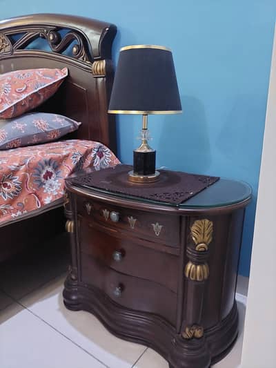 King size wooden designer bed set (mattress included)