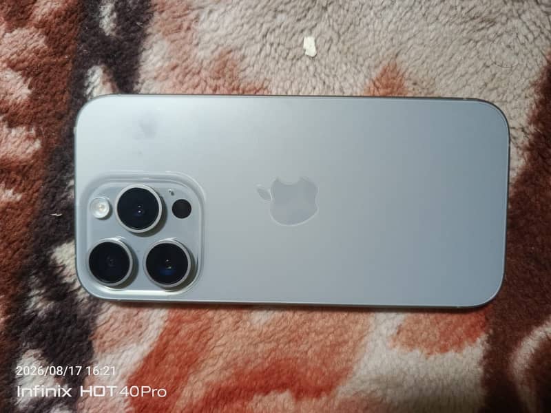 iPhones 15 pro 3