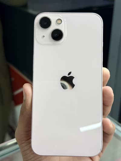Apple iPhone 13