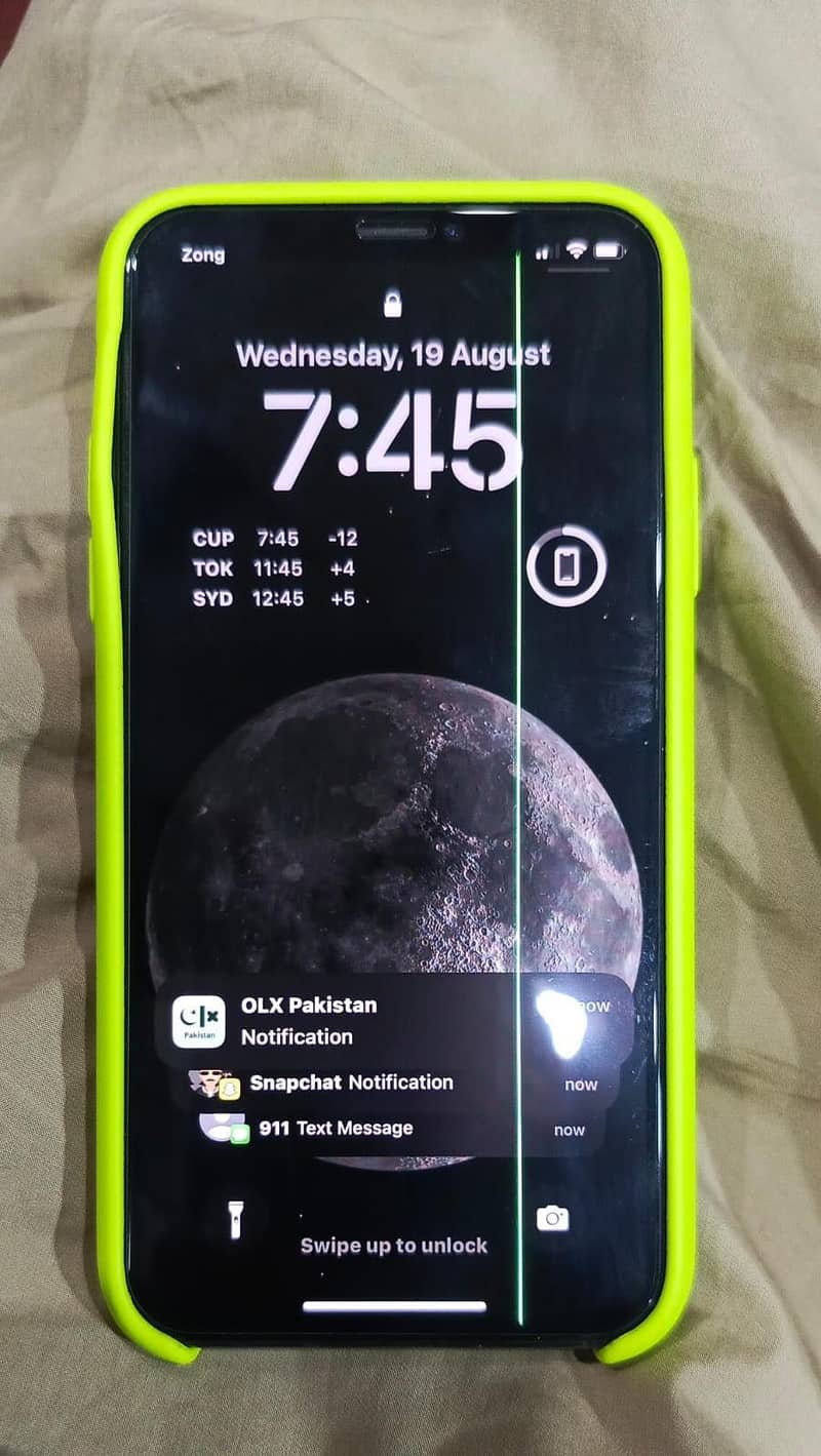 Apple iPhone X 3