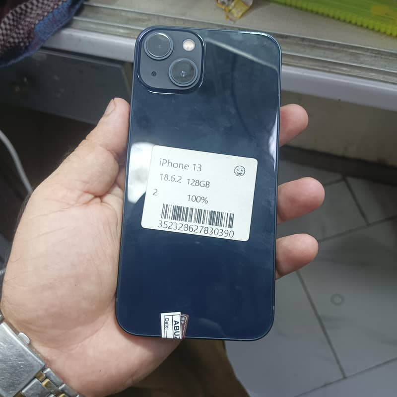 Apple iPhone 13 0