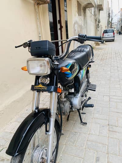 Unique Xtreme UD 70 (2021)