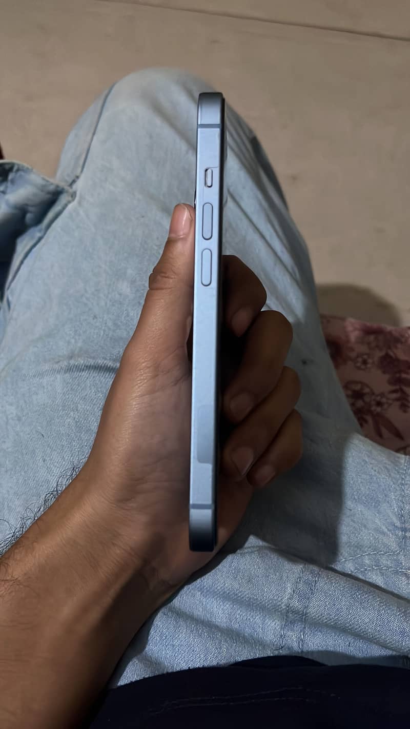 Apple iPhone 14 0
