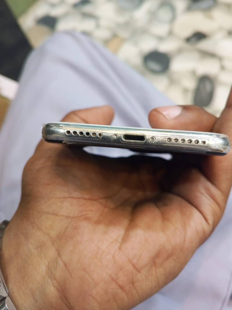 Apple iPhone X 7