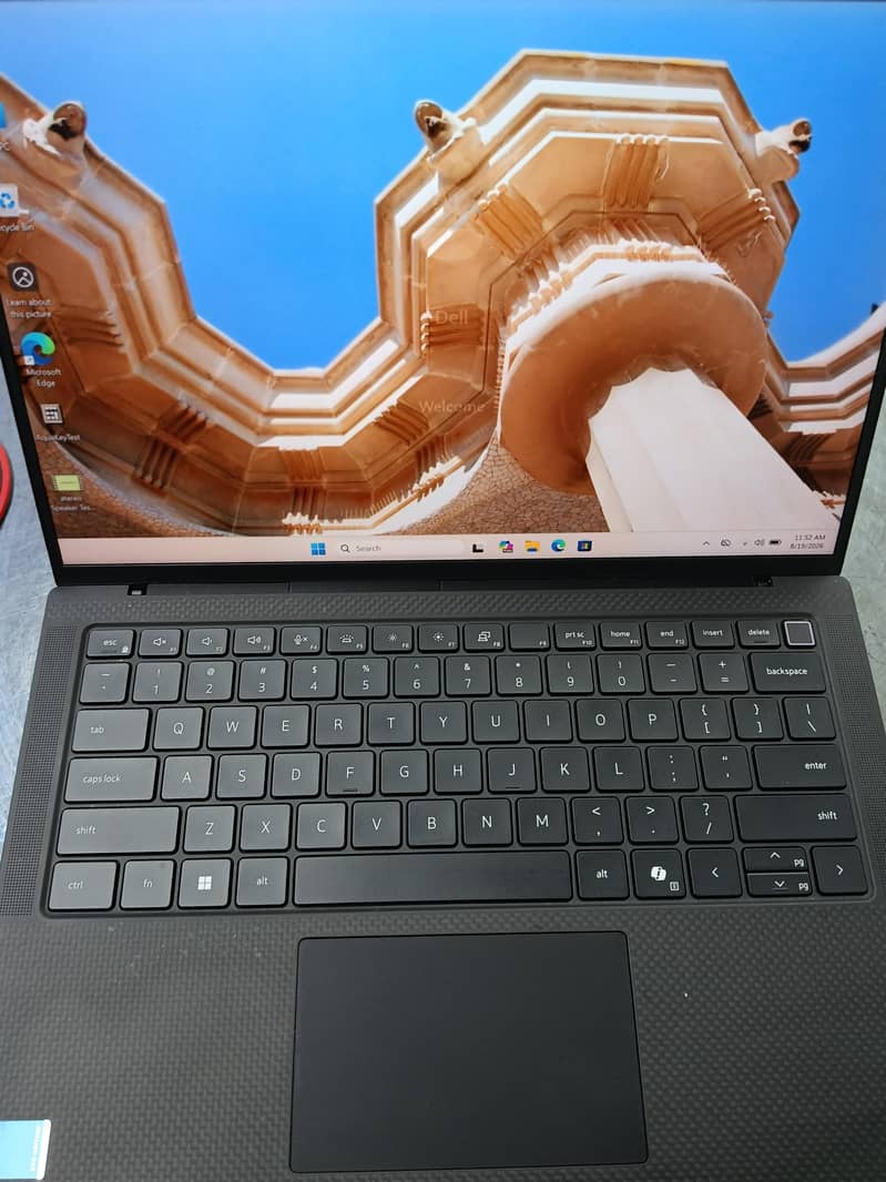 Dell precision 5490 2