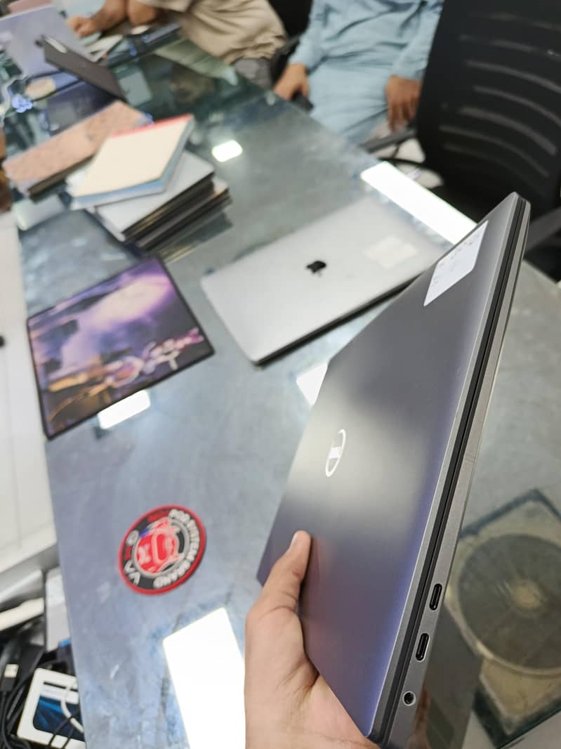 Dell precision 5490 10