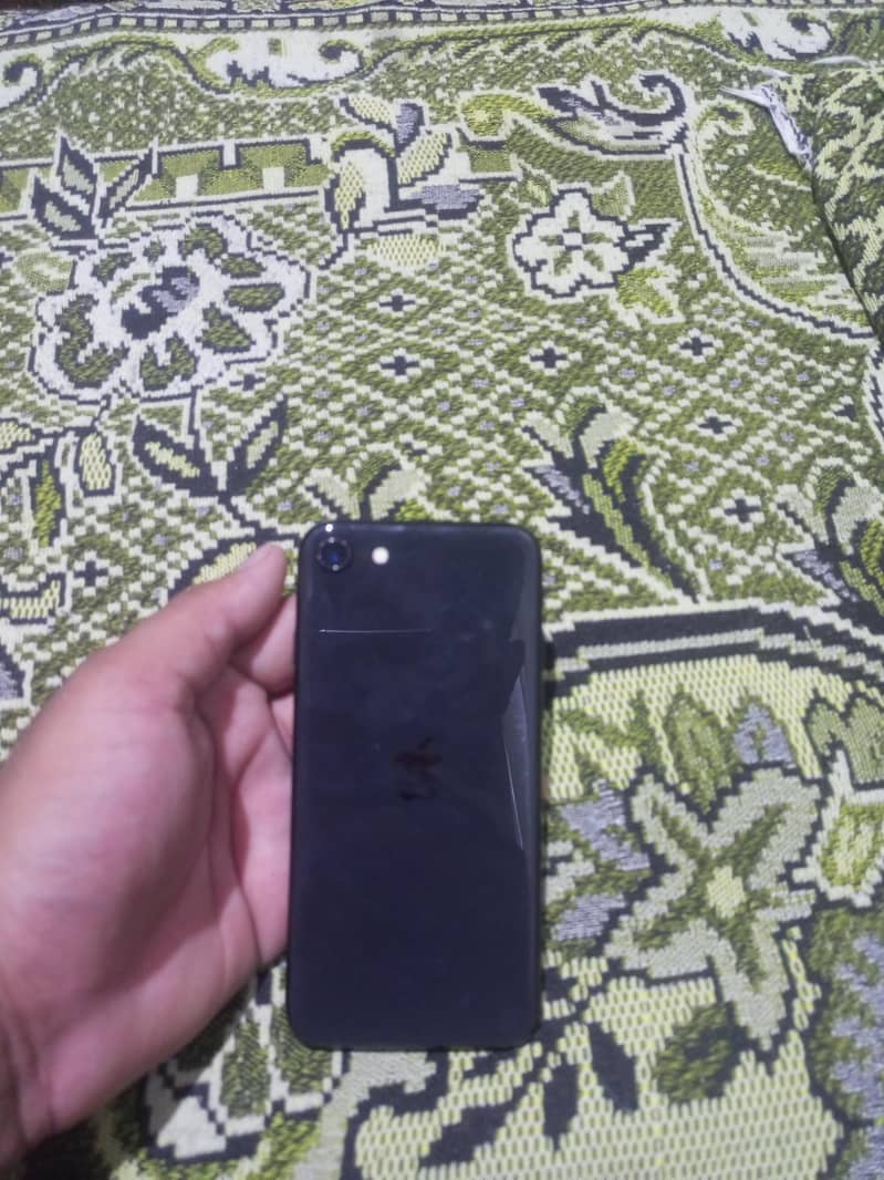 Apple iPhone SE 3