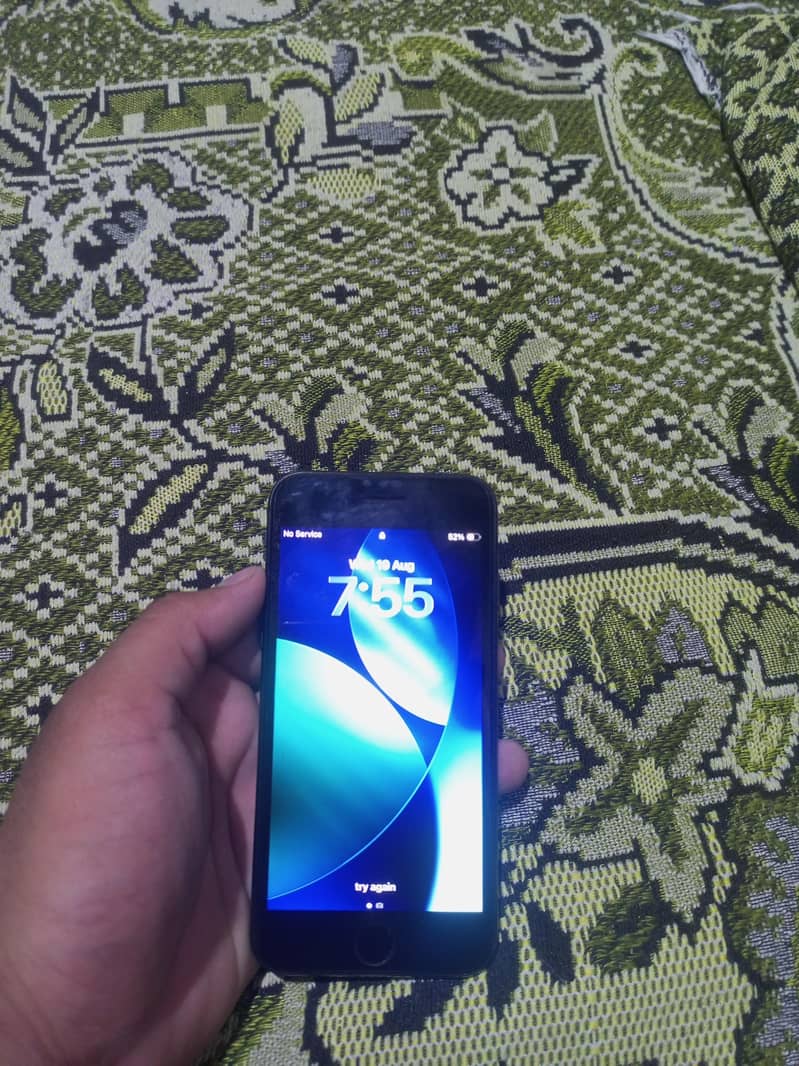 Apple iPhone SE 4