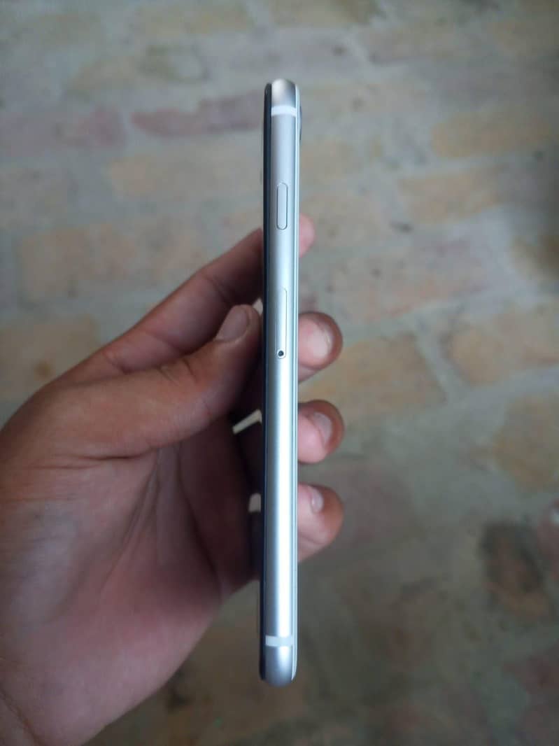 Apple iPhone SE 1