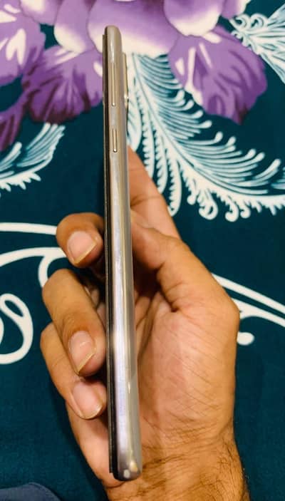 Samsung A71 8GB,128GB PTA official Approved  %  contact 033688588823