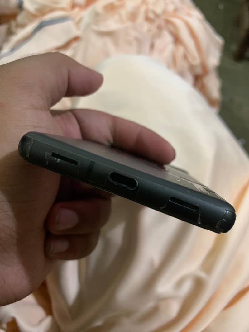 Google pixel 7A 4