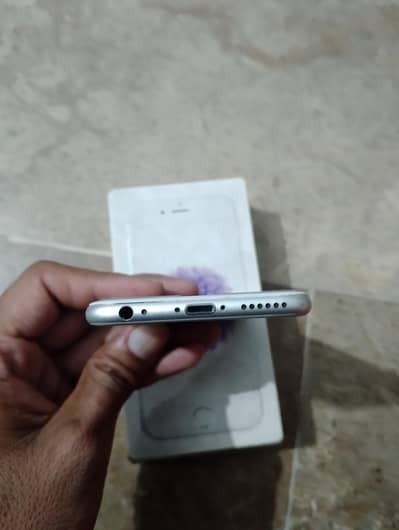 Apple iPhone 6