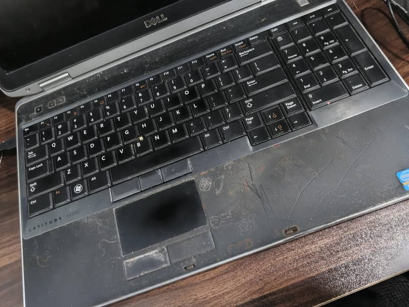 dell latitude E6530 2