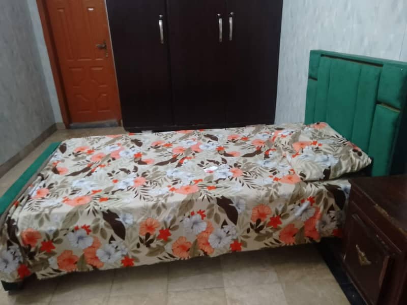 single bed 0