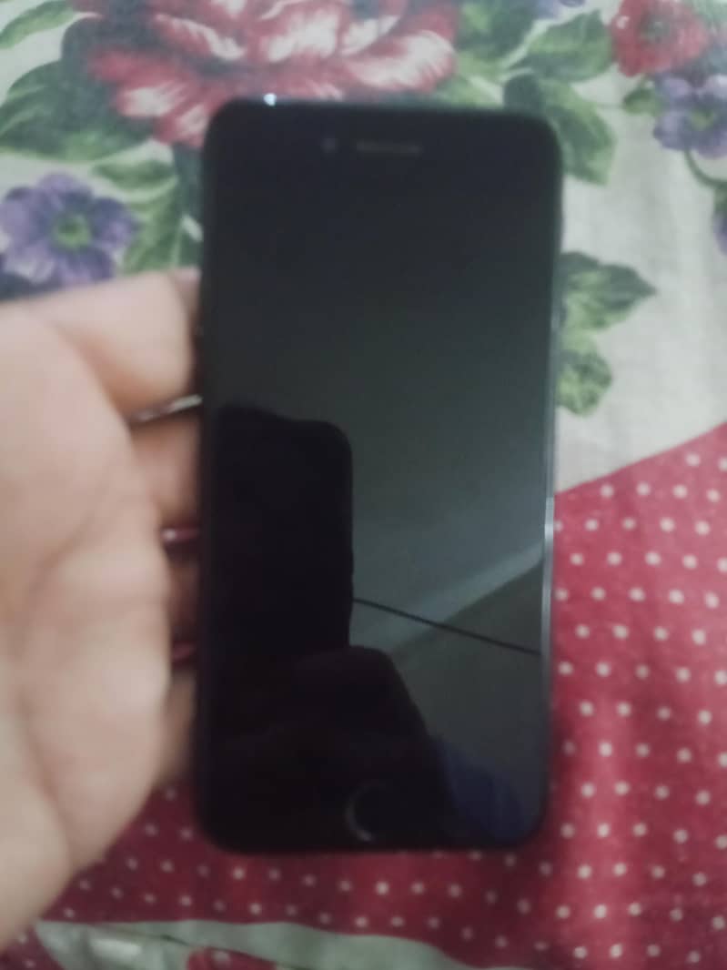 Apple iPhone 7 4