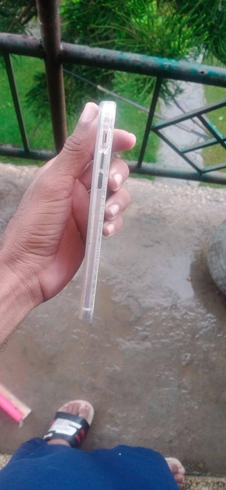 Apple iPhone 7 Plus 9