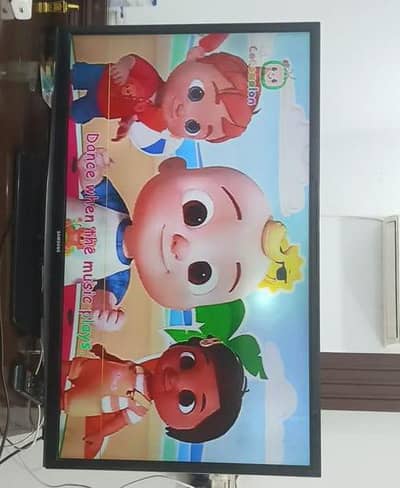LED with android box 32inch Samsung