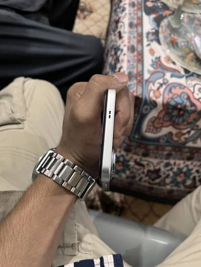 Infinix hot60i