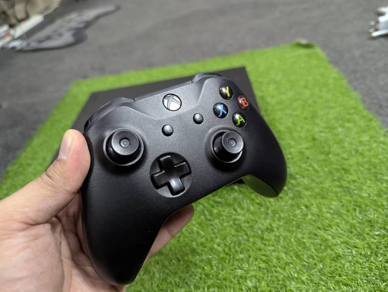 Xbox one x 1
