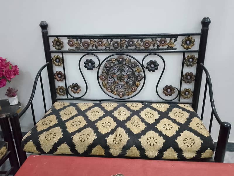 bed and sofa set 5