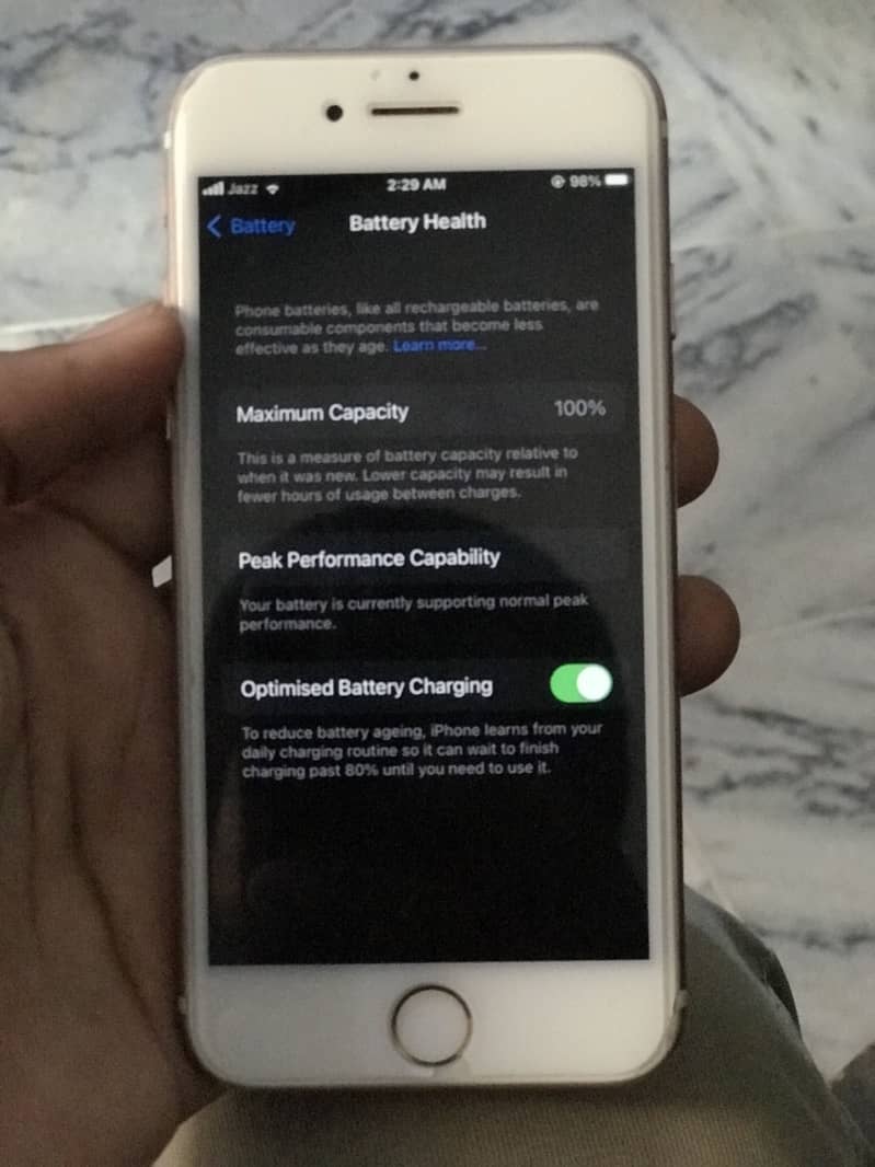 Apple iPhone 7 2