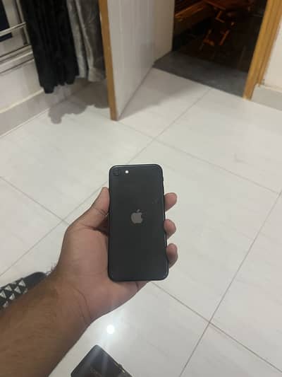 Apple iPhone SE 2020 (0/3/3/3/8/5/5/7/0/9/3)