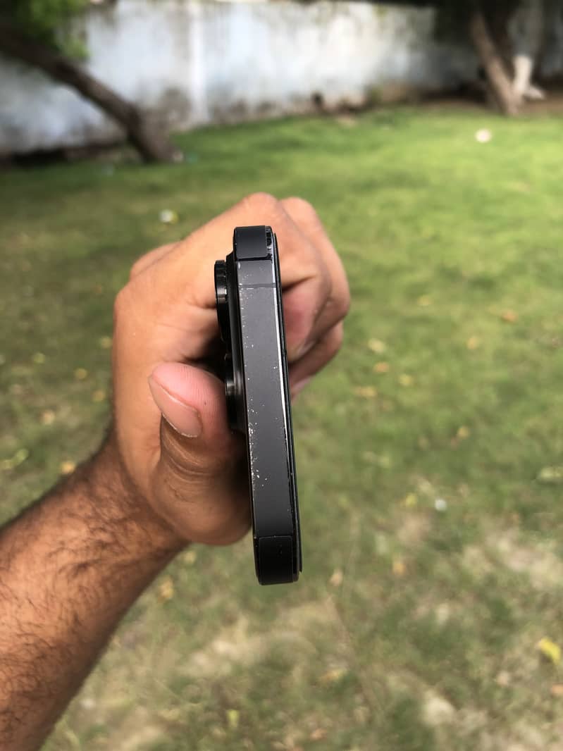 Apple iPhone 14 Pro 3
