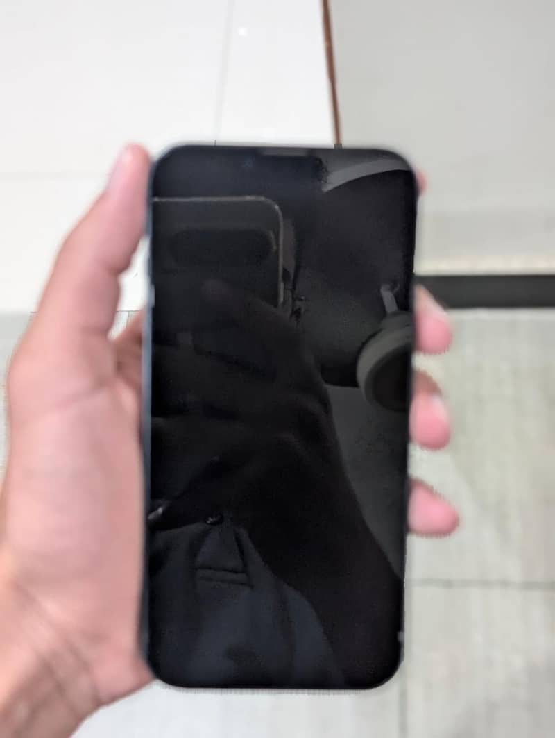 Apple iPhone 13 3