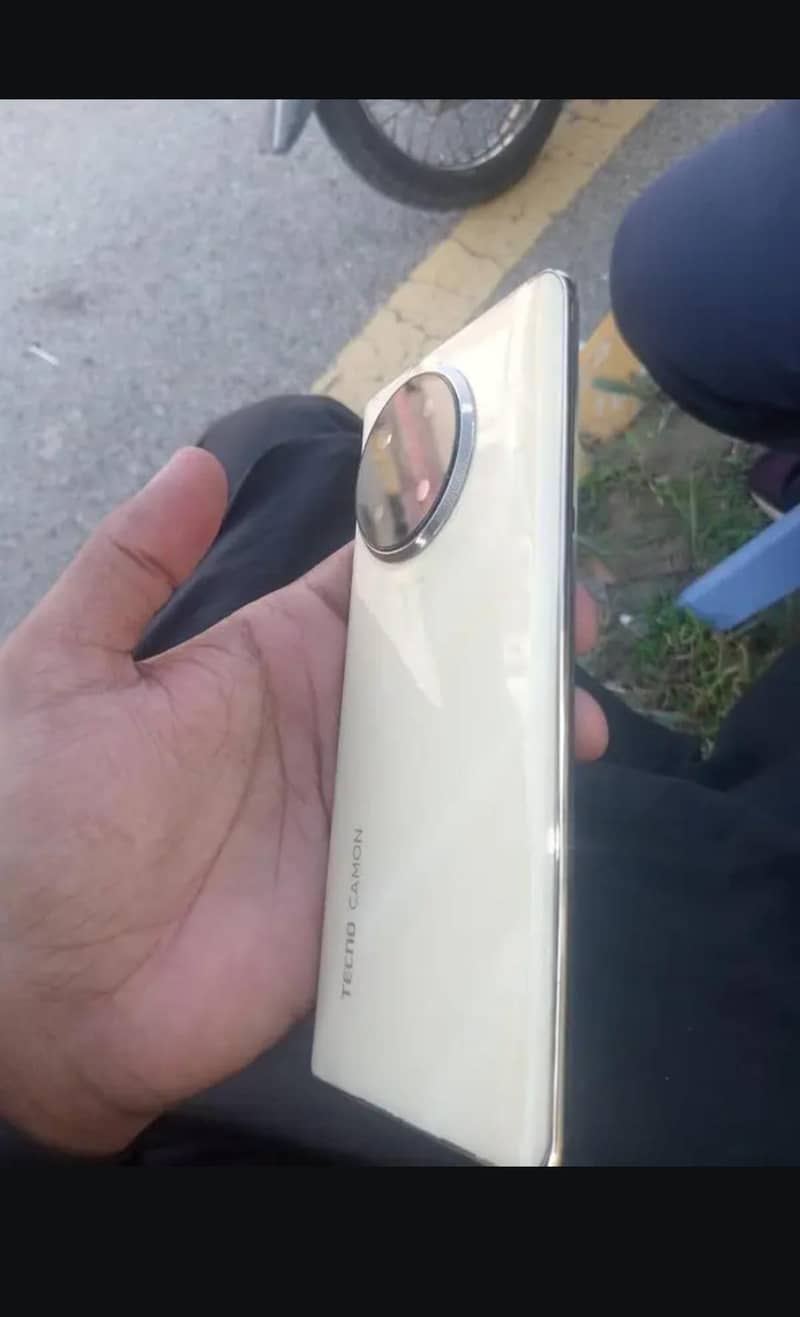 Tecno CAMON 30S 8