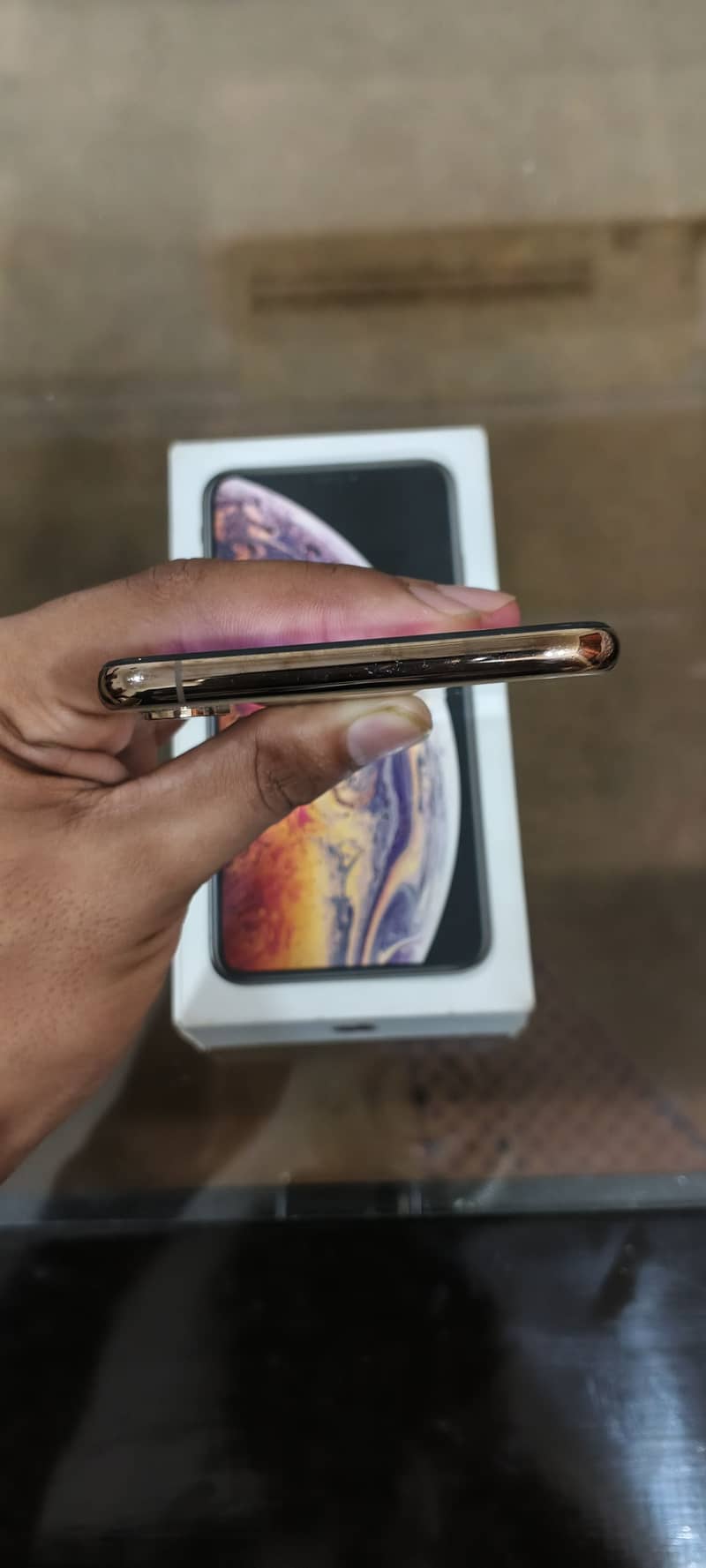 Apple iPhone XS Max 4