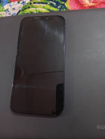 Icloud locked Apple iPhone 12