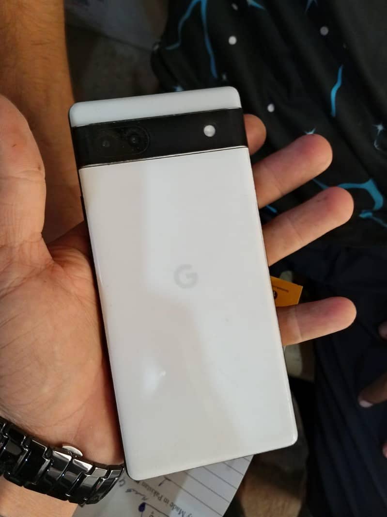 Google Pixel 6a 1