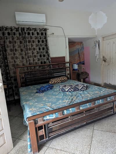 North Nazimabad block W 380 Yards Corner house available for Sale Main double Road of W block Near Green line