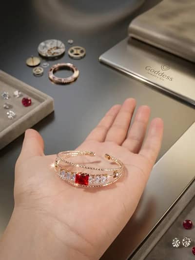 goldan bracelet