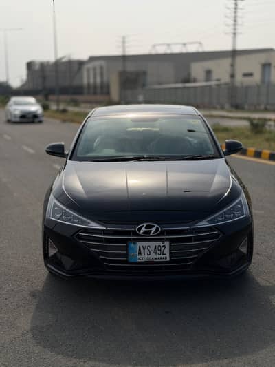 Hyundai Elantra gls 2022 total genuine