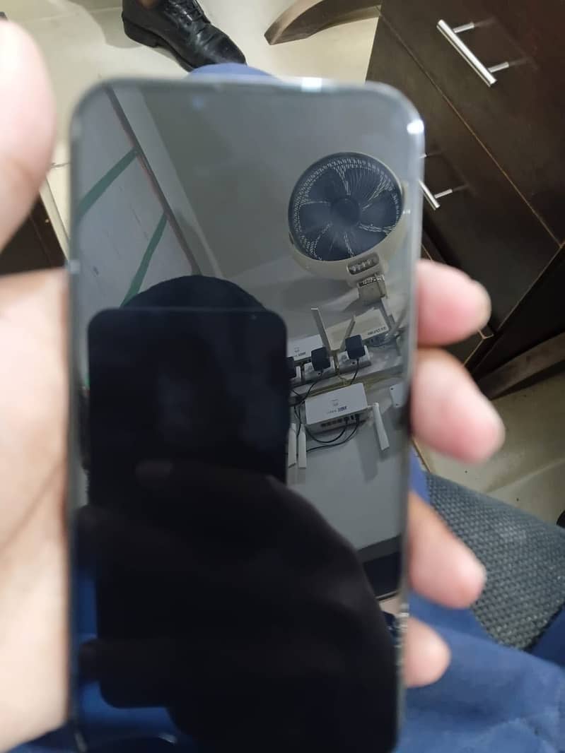 Apple iPhone 13 Pro 5