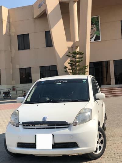 Toyota Passo 2012