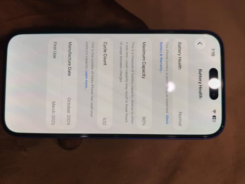 Apple iPhone 16 4