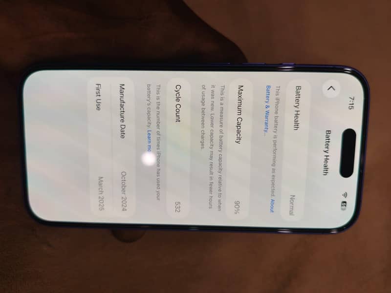 Apple iPhone 16 5