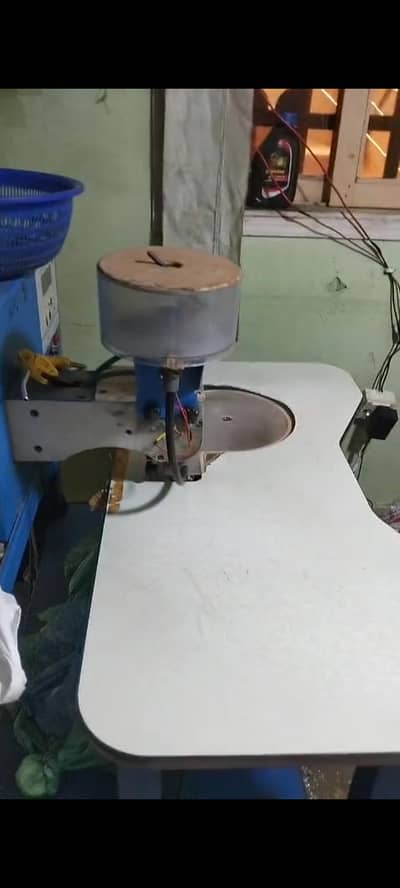 punching 2 machine and 1 compressor