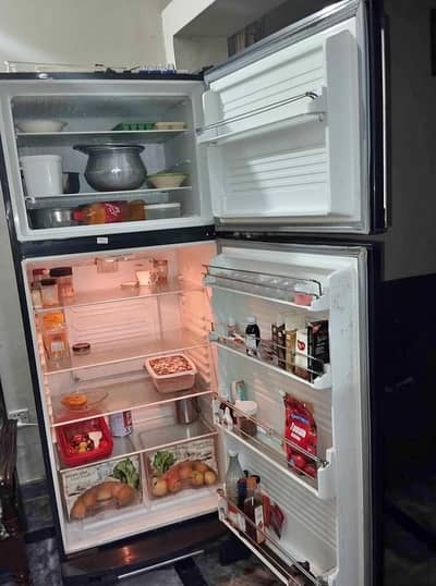 Dawlance Full Size Fridge