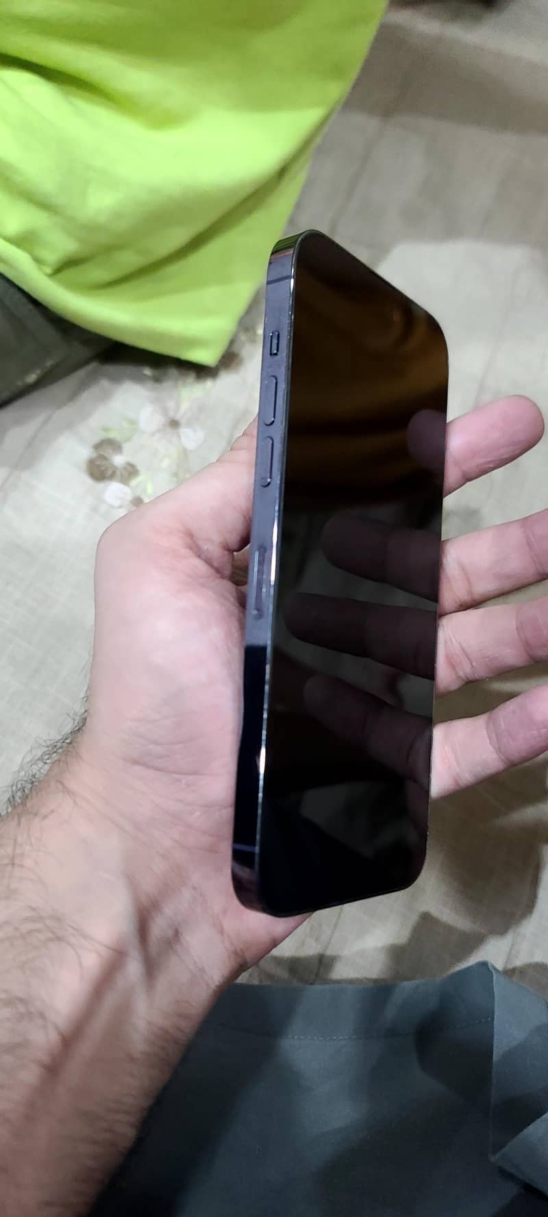 Apple iPhone 14 Pro Max 3